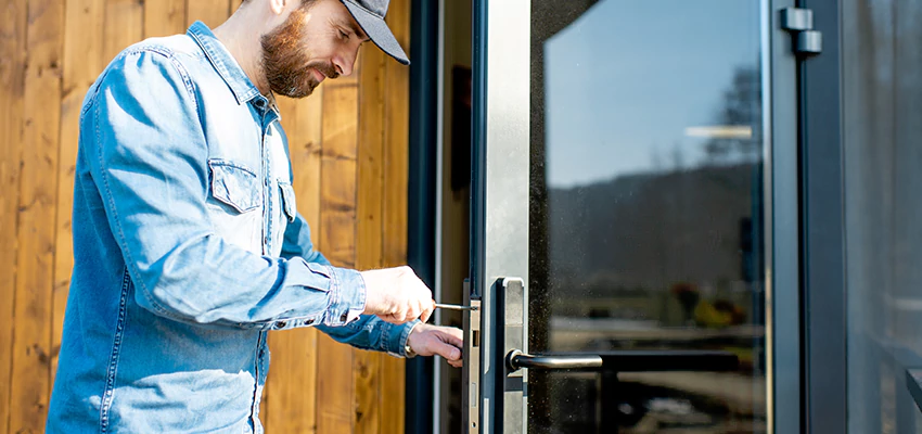 Frameless Glass Storefront Door Locks Replacement in Clayton, CA