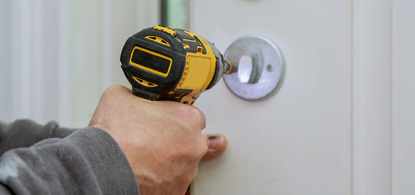 Street Locksmith For Smart Lock Repair in Clayton, CA